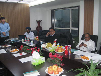 欢迎印度客户来我公司技术交流考查